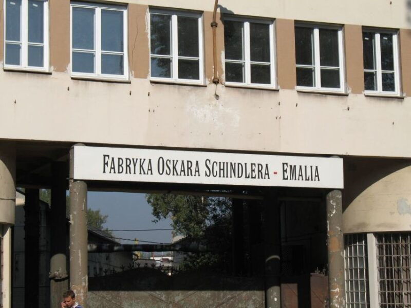 schindlers-factory-ghetto-in-krakow-and-wieliczka-tour