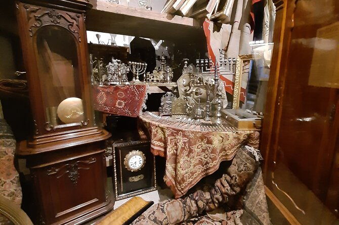 schindlers-factory-guided-tour-in-a-small-group