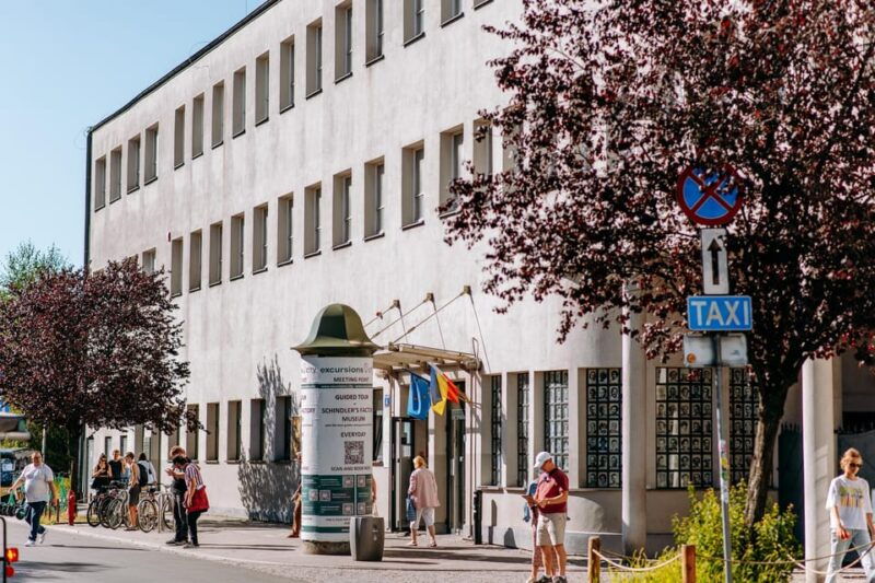 schindlers-factory-museum-in-krakow-guided-tour