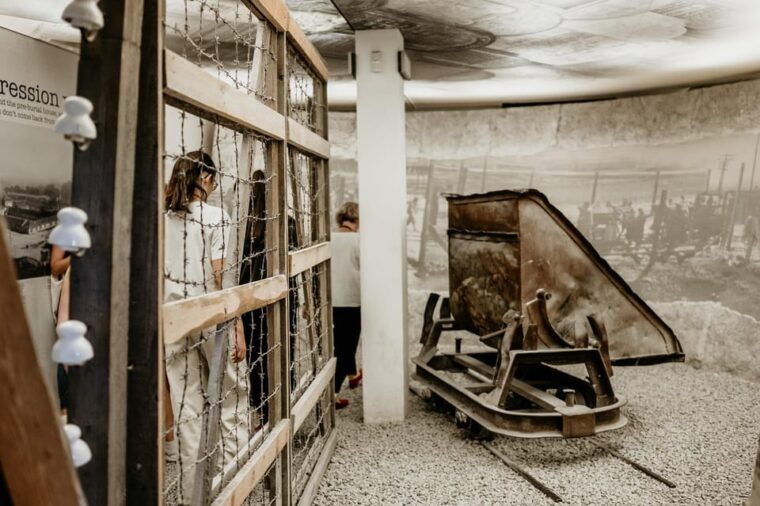 schindlers-factory-museum-in-krakow-guided-tour