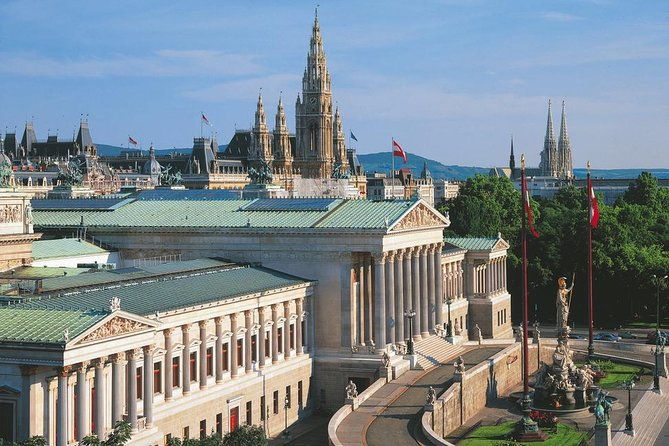 schoenbrunn-palace-skip-the-line-and-vienna-highlights-private-tour