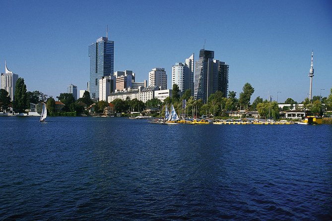 schoenbrunn-palace-skip-the-line-and-vienna-highlights-private-tour