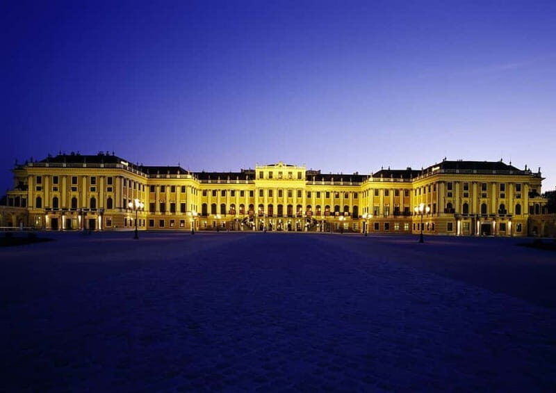 Schönbrunn Palace: Exclusive Ticket after the opening hours - Who should consider this tour?