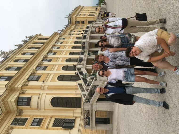 schonbrunn-palace-gardens-tour