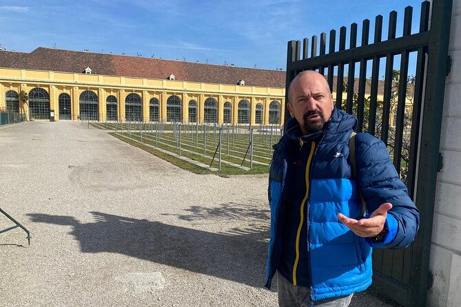 schonbrunn-palace-park-tour