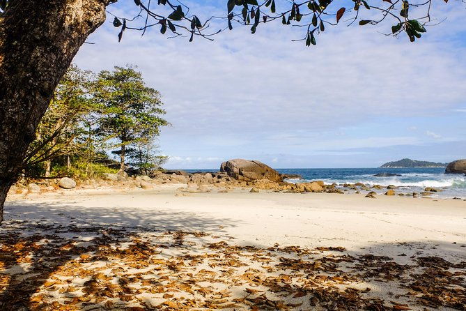 schooner-shuttle-to-lopes-mendes-from-vila-do-abraao