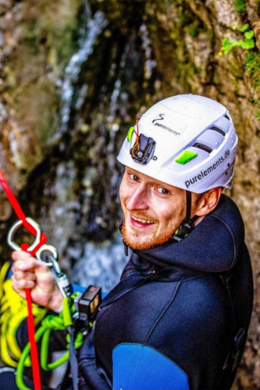 schwarzwasserbach-canyoning-in-austrias-kleiwalsertal