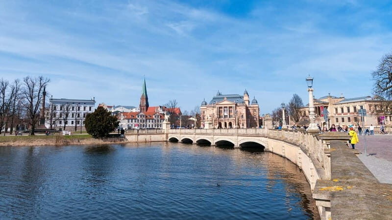 Schwerin - Private Tour of the Castle Exteriors & Cathedral - Why Choose This Tour?