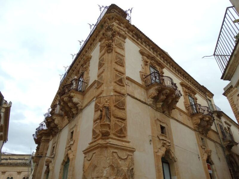 scicli-guided-walking-tour-in-baroque-city-center