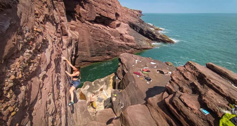Scotland: 1-Day Beginner Rock Climbing Course - Authentic Experiences and Insights from Reviews