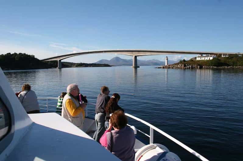 scottish-highlands-isle-of-skye-glass-bottom-boat-tour