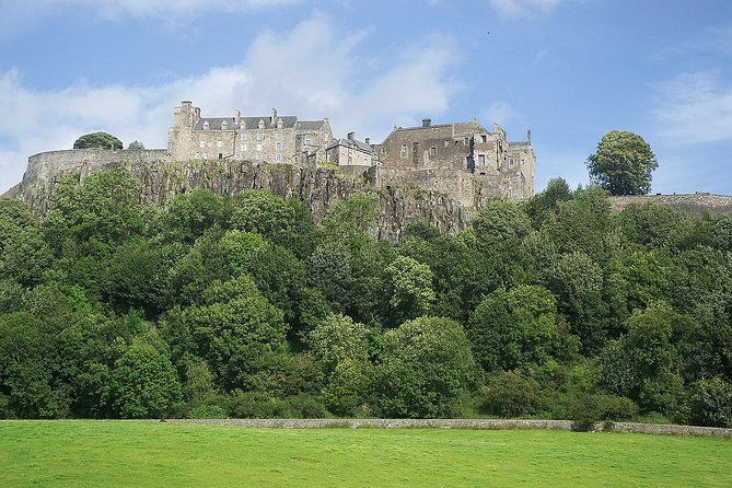 scottish-whisky-and-castles-small-group-tours-from-edinburgh