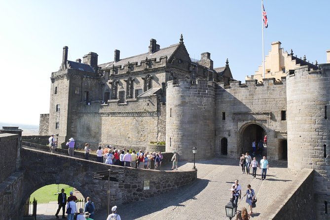 scottish-whisky-and-castles-small-group-tours-from-edinburgh
