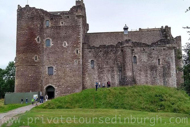 scottish-whisky-and-castles-small-group-tours-from-edinburgh