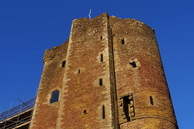 scottish-whisky-and-castles-small-group-tours-from-edinburgh