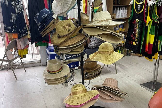 scuba-diving-and-shopping-on-the-hipstrip