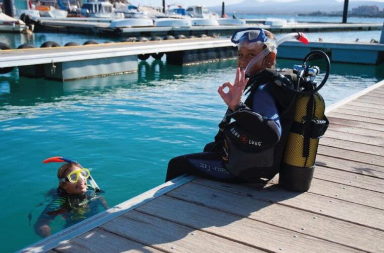 scuba-diving-baptism-in-caleta-de-fuste-2