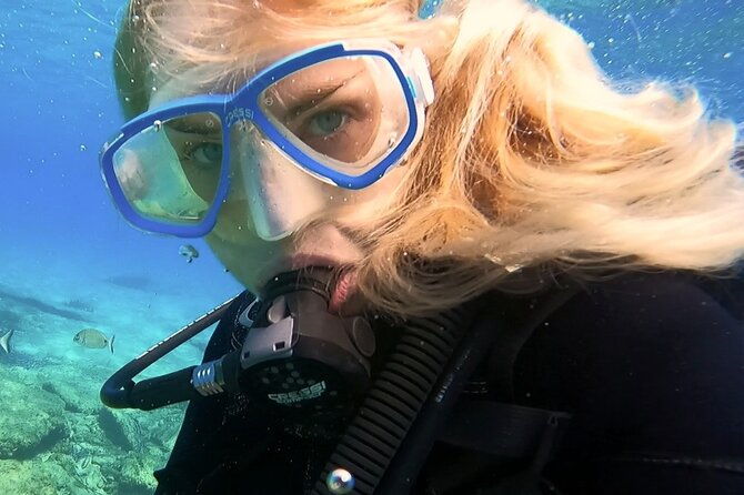 scuba-diving-for-beginners-with-a-padi-instructor-near-heraklion