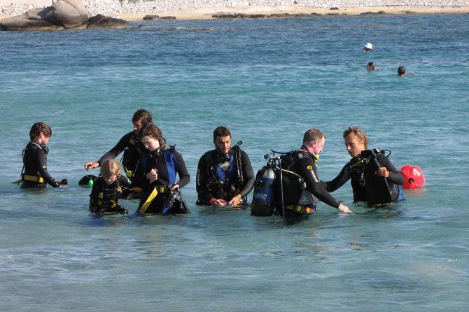 scuba-diving-in-naxos-by-bluefindivers-dive-in-greece-amazing-diving-spots