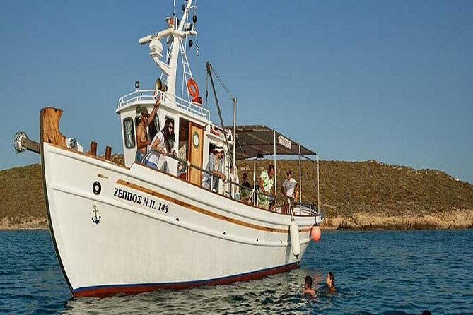 sea-fishing-day-tour-on-kaiki-paros-naousa-or-private-sunset-tour