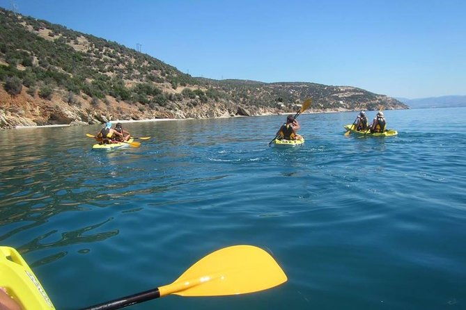 sea-kayak-in-tyros-arcadia