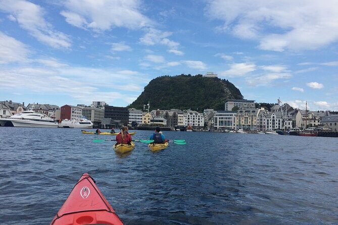Sea Kayaking In Ålesund - Weather and Equipment  