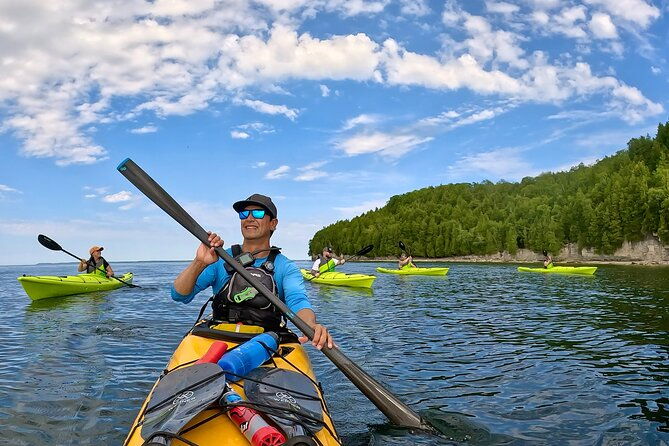 sea-kayaking-in-door-county-wisconsin