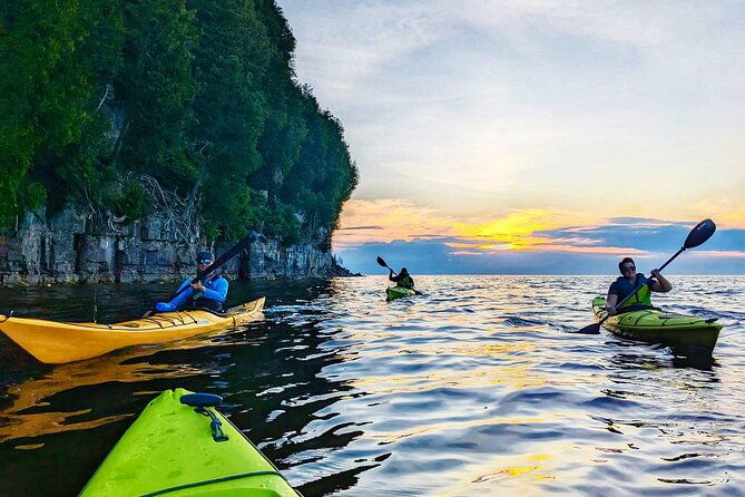 sea-kayaking-in-door-county-wisconsin
