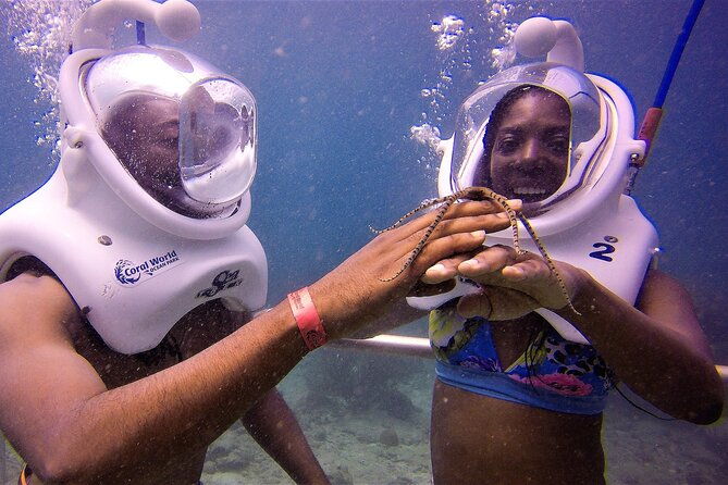 sea-trek-helmet-dive-at-coral-world-ocean-park