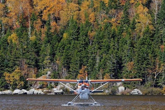 seaplane-fly-dine-rangeley-maine