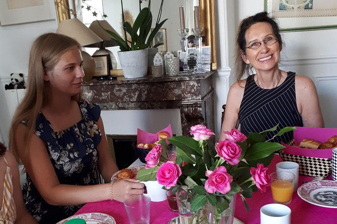 seasonal-french-lunch-and-small-group-tour-of-montmartre