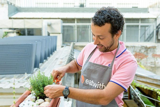 seasonal-portuguese-lunch-with-a-local-in-his-charming-home
