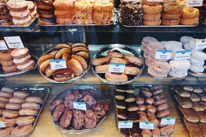 seattle-delicious-donut-adventure-walking-food-tour