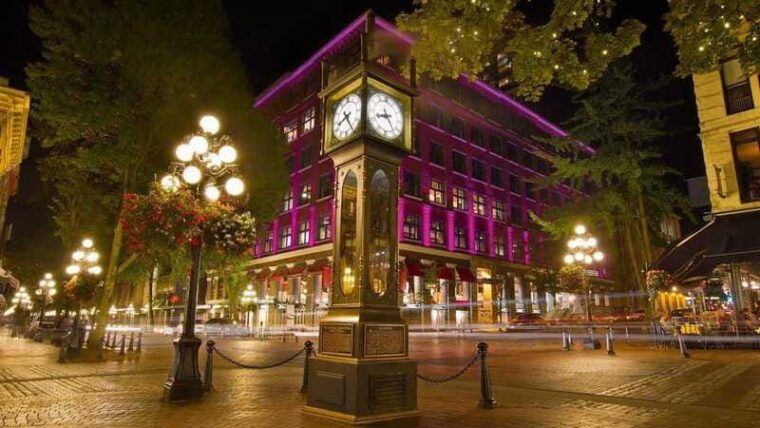 seattle-guided-day-trip-to-vancouver-with-hotel-transfer-2