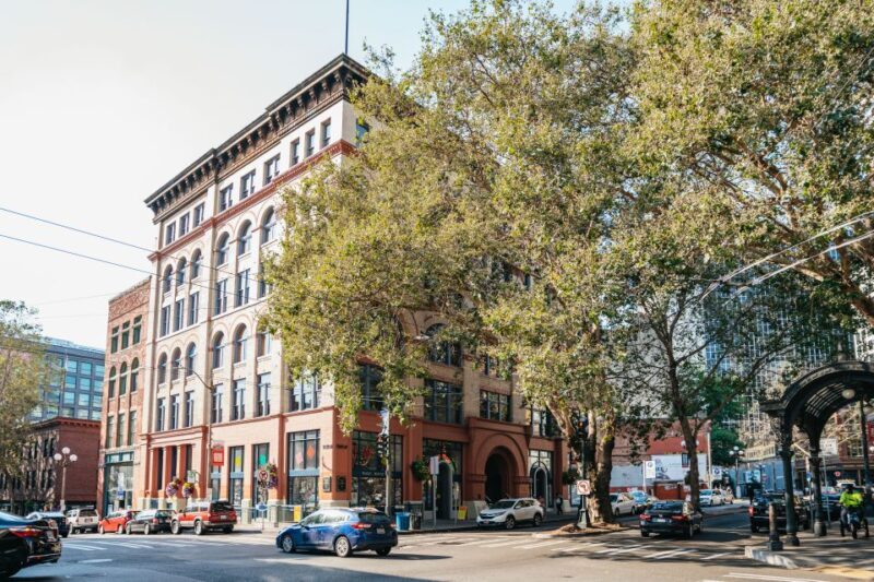 Seattle: Guided Underground Walking Tour - A Closer Look at the Tour Experience