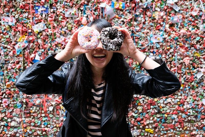seattle-holiday-donut-adventure-walking-food-tour