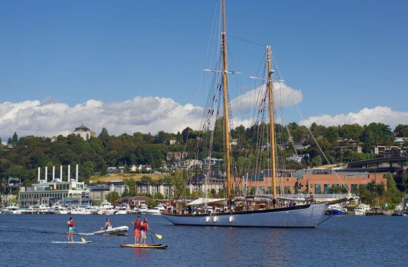 seattle-locks-cruise-with-live-narration