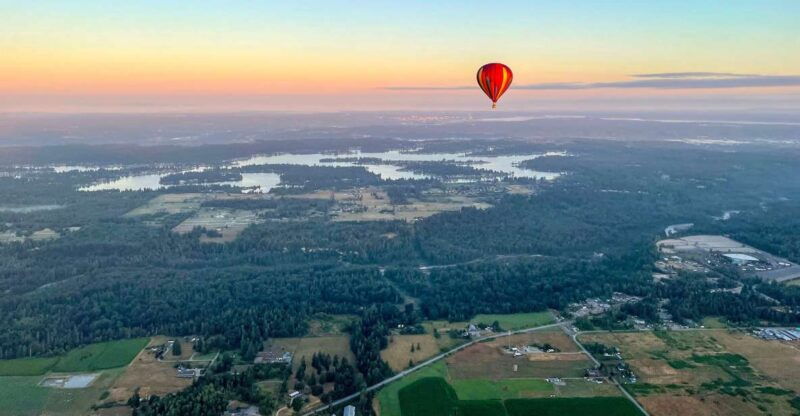 seattle-mt-rainier-sunrise-hot-air-balloon-ride