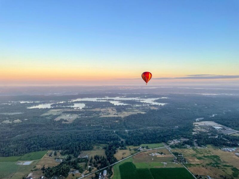 seattle-mt-rainier-sunrise-hot-air-balloon-ride