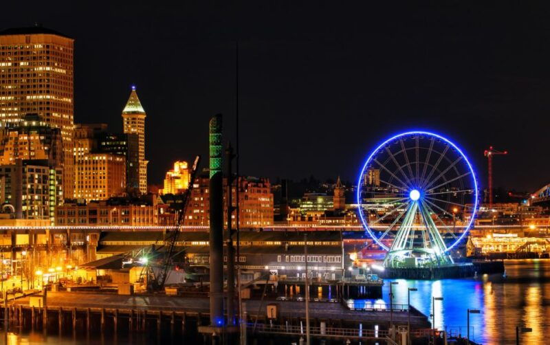 seattle-scenic-night-tour-with-space-needle-skywheel