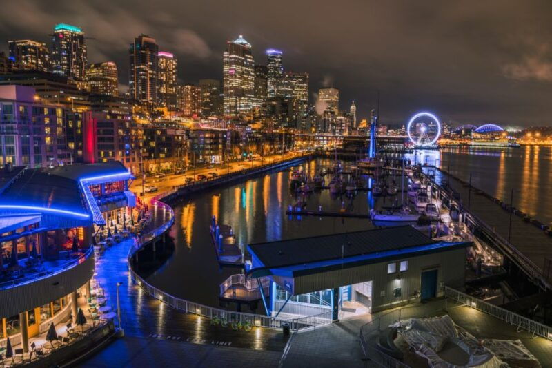 seattle-scenic-night-tour-with-space-needle-skywheel