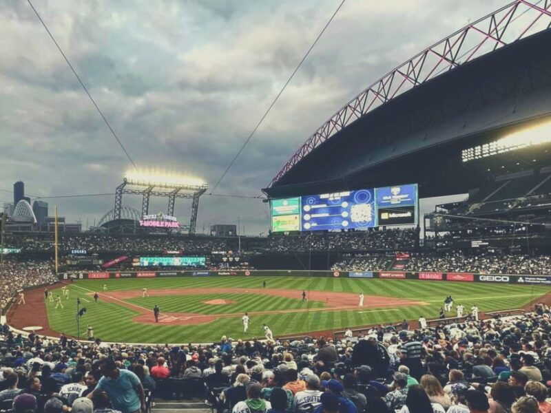 seattle-seattle-mariners-baseball-game-at-t-mobile-park
