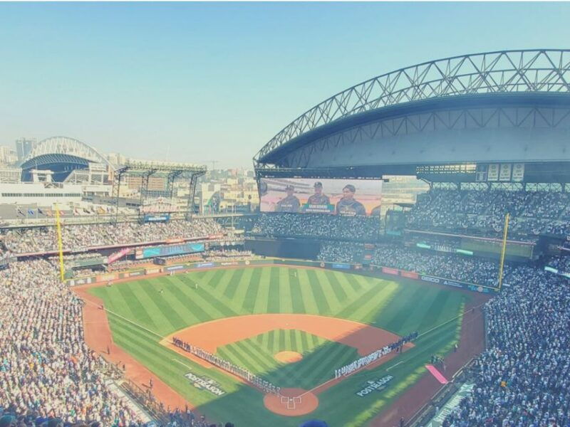 seattle-seattle-mariners-baseball-game-at-t-mobile-park