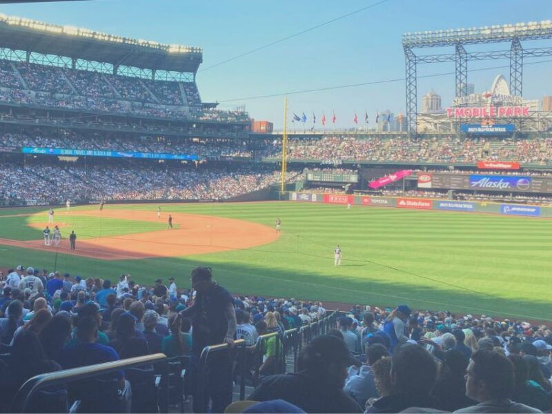 seattle-seattle-mariners-baseball-game-at-t-mobile-park