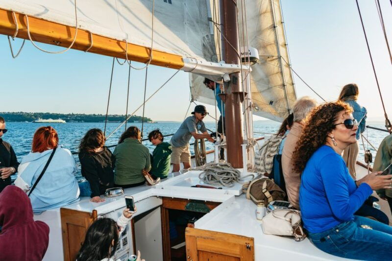 seattle-tall-sailboat-sunset-harbor-cruise
