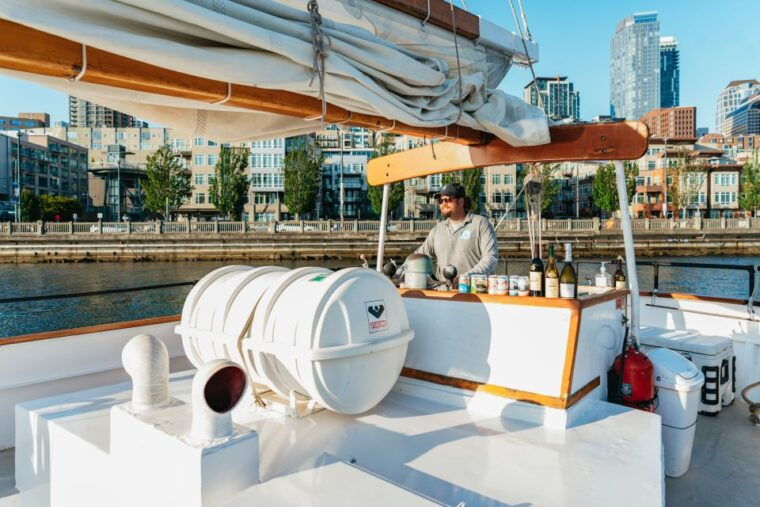 seattle-tall-sailboat-sunset-harbor-cruise