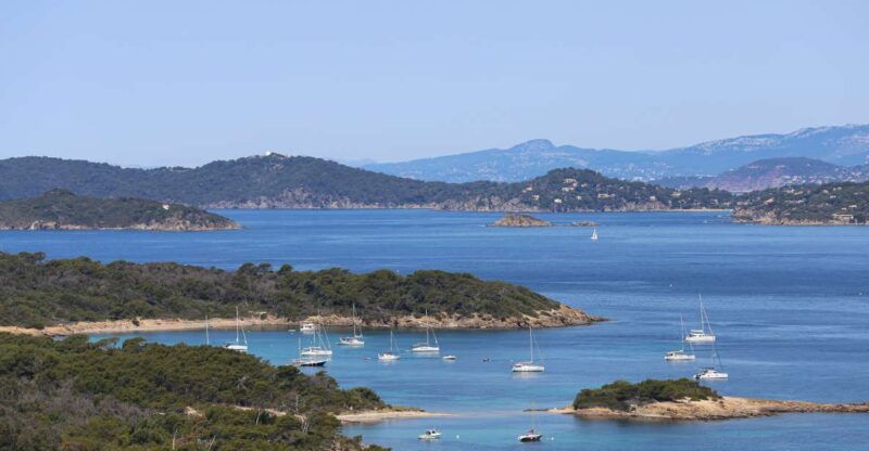 seayou-escape-porquerolles-excursion-in-semi-rigid-odyssee