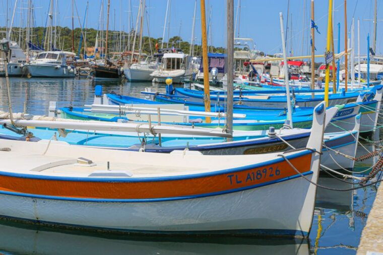 seayou-escape-porquerolles-excursion-in-semi-rigid-odyssee