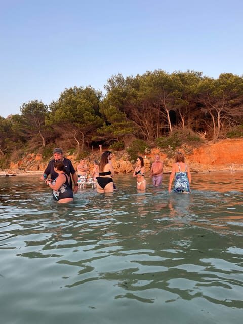 SEAYOU ESCAPE: sunset aperitif in Porquerolles - The Sum Up