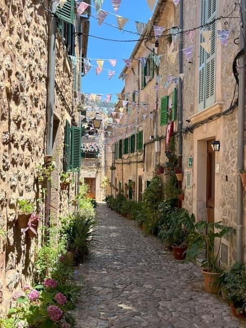 Secret Corners and Tastes of Mallorca by Private SUV Tour - An In-Depth Look at the Mallorca Private SUV Tour